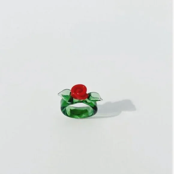 Lisa Says Gah glass rose ring - Picture 1 of 3